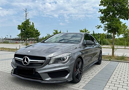 Mercedes-Benz CLA 45 AMG SPEEDSHIFT DTC 4MATIC