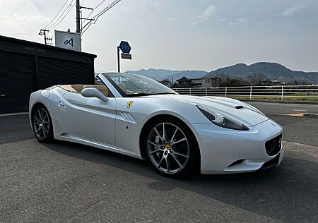 Ferrari California 4.3 V8 4-Sitzer