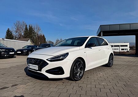 Hyundai i30 Intro Edition /CAM/LED/NAVI