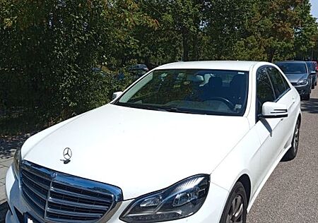 Mercedes-Benz E 220 BlueTEC -