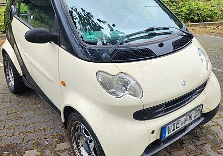 Smart ForTwo coupé pure