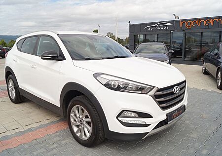 Hyundai Tucson blue Passion 2WD Kamera Navi PDC SHZ