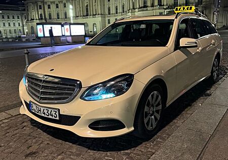Mercedes-Benz E 200 BlueTEC Taxi KEINE PROBLEME