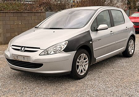 Peugeot 307 Quiksilver 1.6 Klima 4x el. Fenster