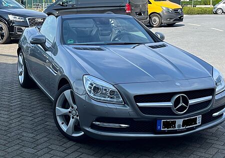 Mercedes-Benz SLK 250 BlueEFF.