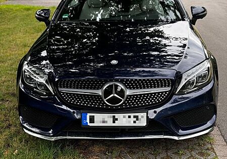 Mercedes-Benz C 400 4MATIC AMG Line Autom. AMG Line