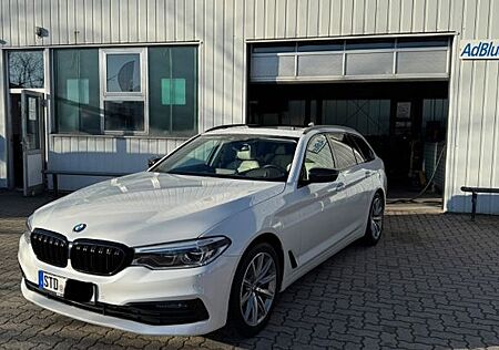 BMW 530d xDrive Touring Luxury Line