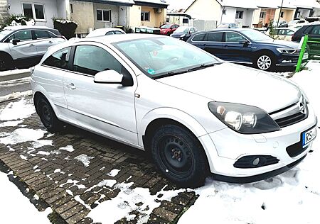 Opel Astra Coupé GTC