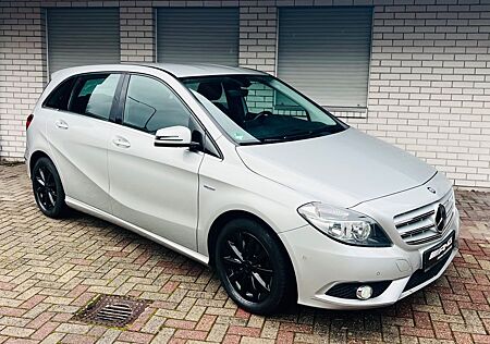 Mercedes-Benz B 180 180 CDI Sitzheizung Navi AHK PDC Euro5