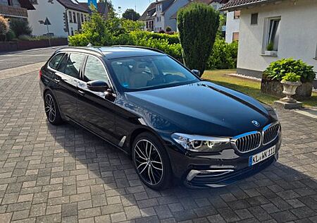 BMW 520d xDrive Touring A - Luxury Line, Sthz., AHK