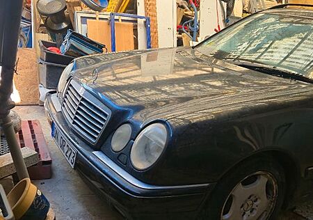 Mercedes-Benz E 430 T AVANTGARDE Avantgarde
