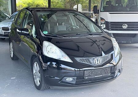Honda Jazz 1.4 Exclusive-AUTOMATIK-TEMPO-PANO-SHZ