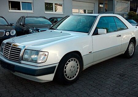Mercedes-Benz 300 CE-24V W124 Coupe TÜV Neu 2. Hand