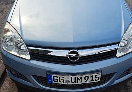 Opel Astra 1.8 ECOTEC Cosmo