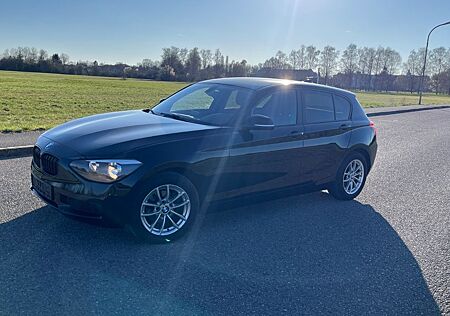 BMW 116i TÜV NEU , PDC Vo u HI, NAVI, HARMAN KARDON
