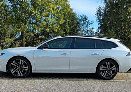 Peugeot 508 PureTech 225 EAT8 GT Pack Massage Night