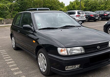 Nissan Sunny1.6 SR /TÜV 01.2028/143000 km/SEHR GEPFLEGT