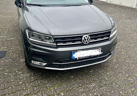 VW Tiguan Volkswagen 2.0 TSI 132kW DSG 4MOTION Highline Hi...