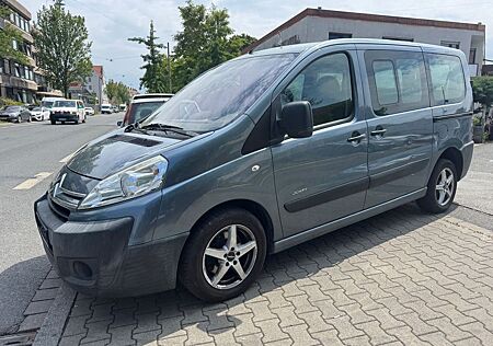 Citroën Jumpy 8 Sitze