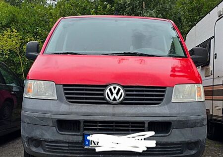 VW T5 Multivan Volkswagen Bus Bulli
