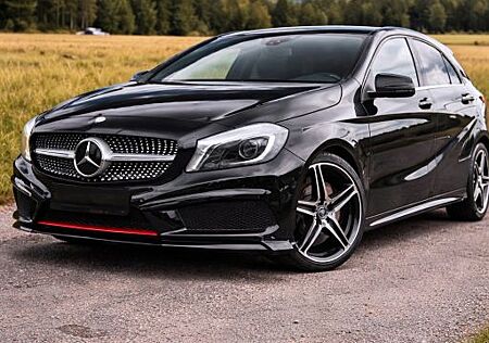 Mercedes-Benz A 220 4MATIC AMG Line Automatik