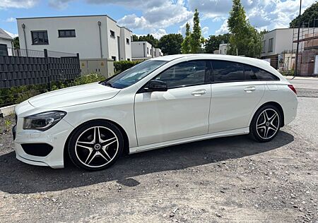 Mercedes-Benz CLA 180 Shooting Brake CLA 180 AMG Line Shoo...