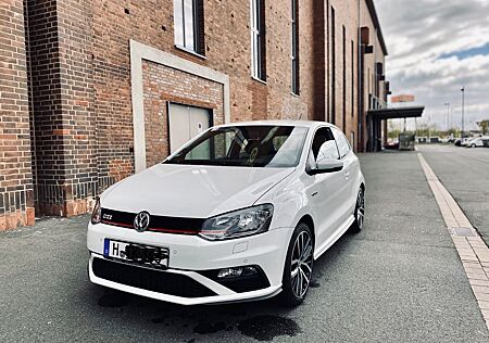 VW Polo Volkswagen 1.8 TSI DSG GTI GTI