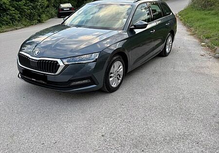 Skoda Octavia 2.0 TDI 110kW DSG AMBITION COMBI AMB...