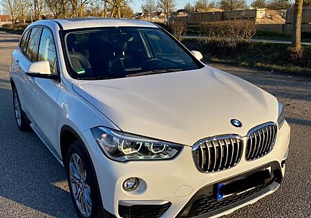 BMW X1 xDrive20i A xLine xLine