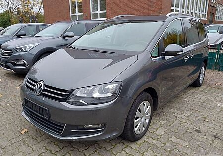 VW Sharan Volkswagen 2.0 TDI DSG Highline 7-SITZER NAVI LED