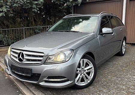 Mercedes-Benz C 220 C 220CDI T-Auto 7G-Avantgarde-Navi-Xenon-PDC-SHZ