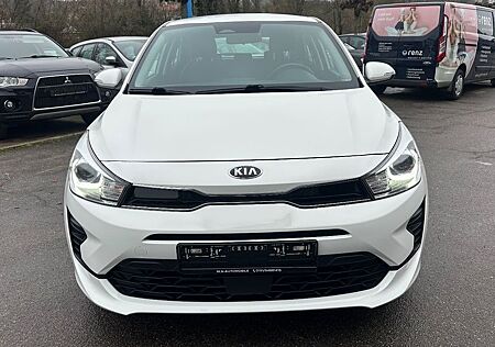 Kia Rio Vision