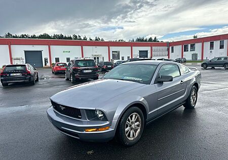 Ford Mustang 4.0 V6 Automatik