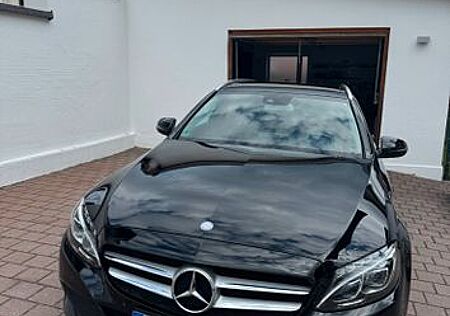 Mercedes-Benz C 250 d 4MATIC T AVANTGARDE Automatic
