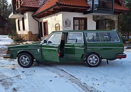 Volvo 245