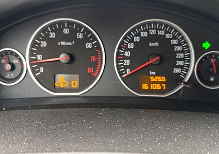Opel Vectra 2.2