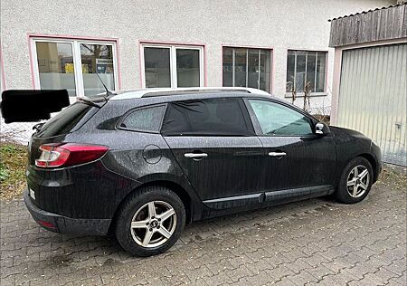 Renault Megane III Grandtour TCE 130