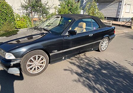 BMW 318i Cabrio