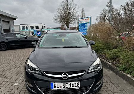 Opel Astra Sp. T. 1.6 CDTI eco Exklusiv 100 S/S E...