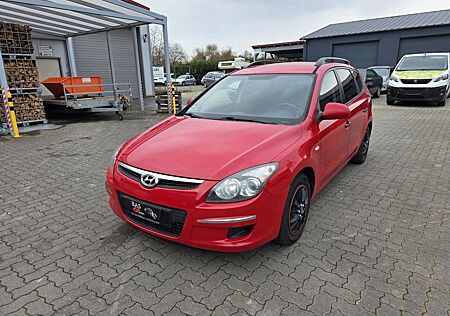 Hyundai i30 CW FIFA WM Edition"Tüv 11.27"AHK"Insp. Neu