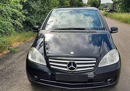 Mercedes-Benz A 160 CDI BlueEFFICIENCY -