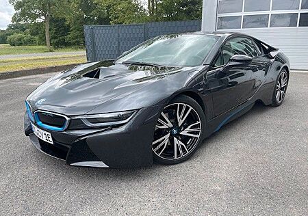BMW i8 Coupe Pure Impulse