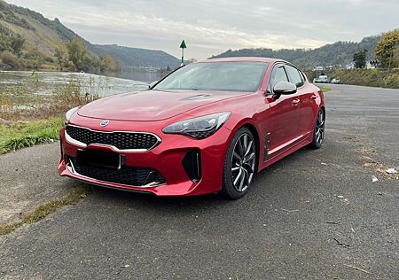 Kia Stinger 3.3 T-GDI AWD GT Bastuk