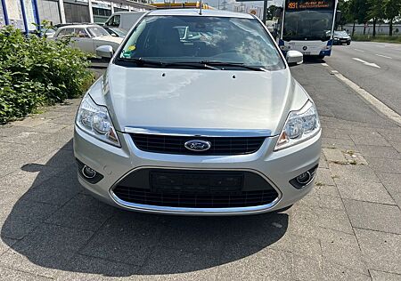 Ford Focus 1.6 Ambiente 1 HAND 78.000 KM TÜV NEU