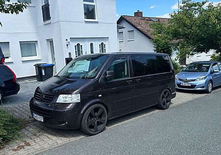 VW T5 Multivan Volkswagen Highline/ Camper