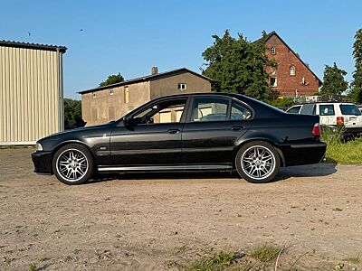 BMW 525i M-Paket Schwarz/Beige