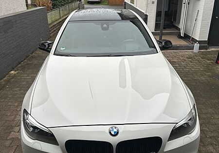 BMW 530d F10 faceliftAutomatik 8 Gang M Paket