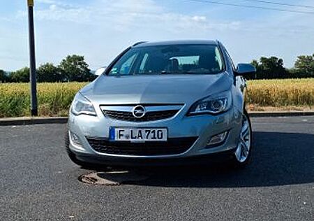 Opel Astra Sports Tourer 1.6 Turbo Automatik