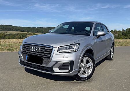 Audi Q2 1.6 TDI S tronic Navi+PDC+8-fach bereift
