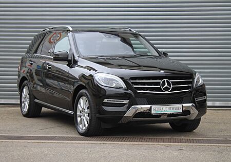 Mercedes-Benz ML 350 CDI, ex Werkswagen: MEGAVOLL + AVTIVCURVE